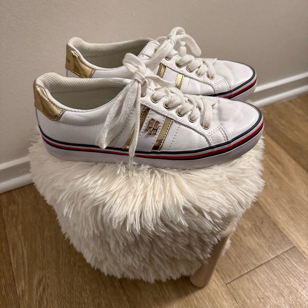 Tommy Hilfiger Women's White Flats